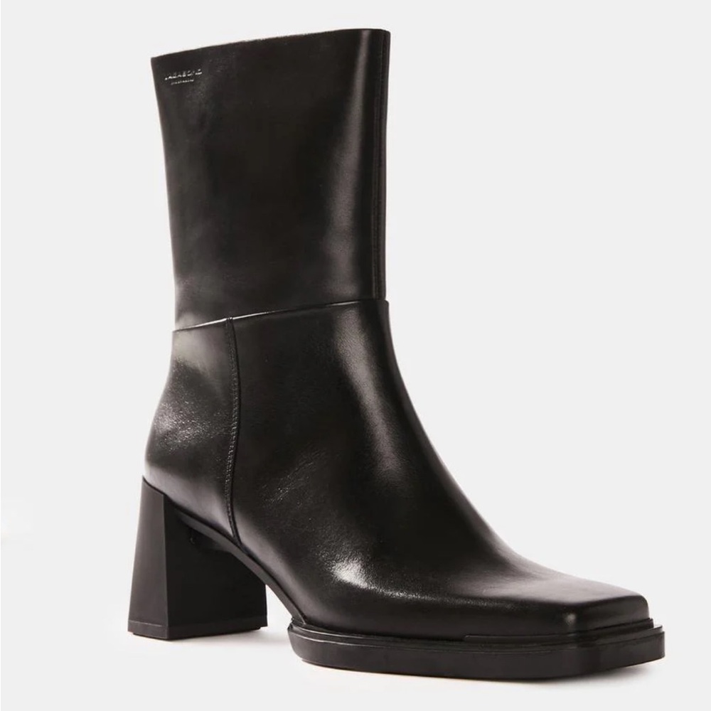 NWB Vagabond Edwina Leather Block Heel Boots